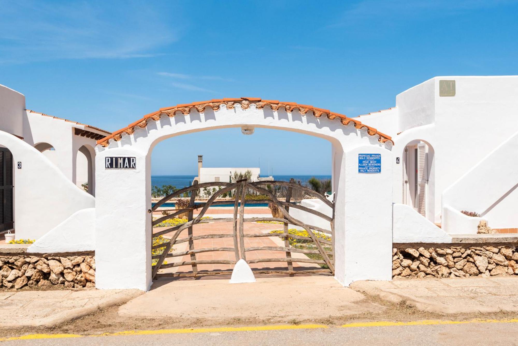 Rimar 4, 2 Bedroom Apartment, Cap D'Artrutx カラン・ボッシュ エクステリア 写真